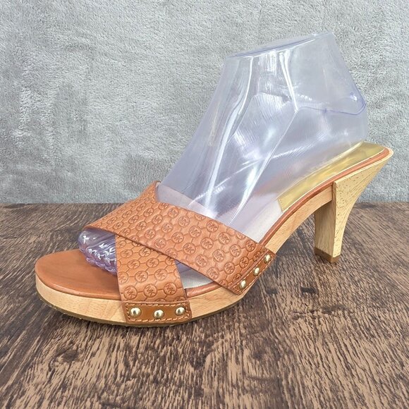 MICHAEL Kors Amelie Embossed Mules 9 M Brown Logo Leather Wooden Heel Designer - Picture 1 of 15